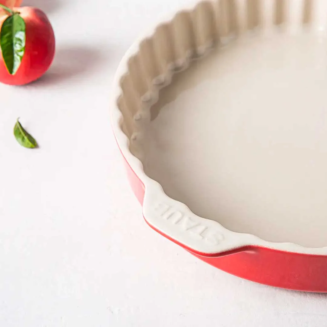 STAUB CERAMICS Round Fluted Pie Dish